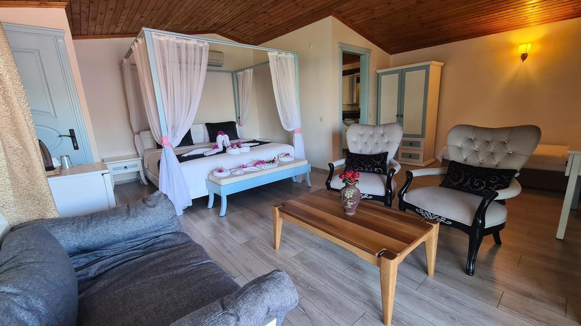 Aphrodite Hotel Bozburun Exterior photo